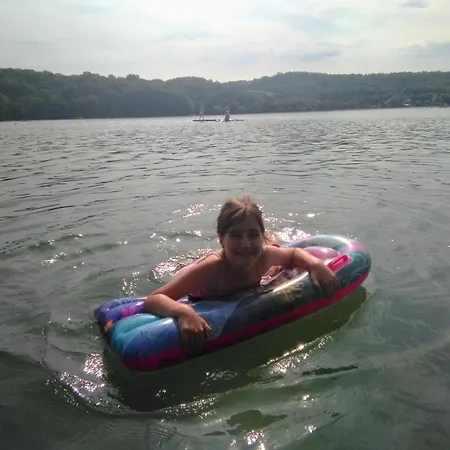 Βίλα Hillside Πετς