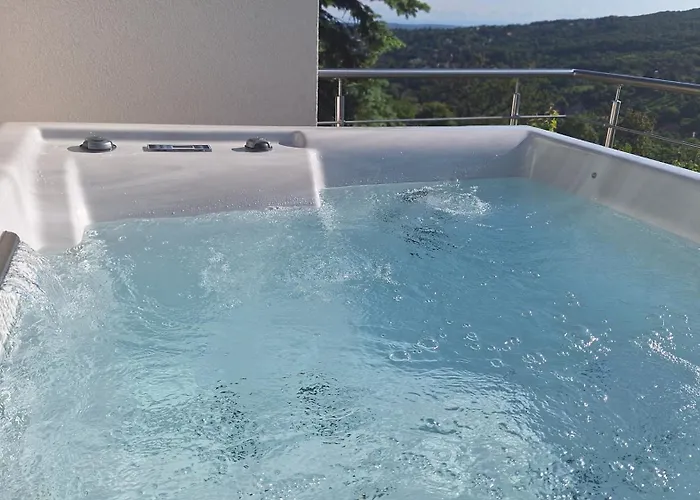 Hillside Villa Pécs